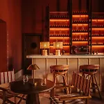 מלון Palacio De Godoy Caceres, Curio Collection By Hilton Caces
