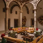 מלון Palacio De Godoy Caceres, Curio Collection By Hilton Caces
