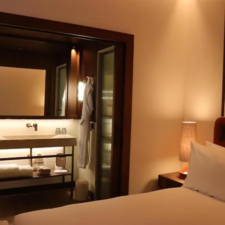 Hotel Palacio De Godoy Caceres, Curio Collection By Hilton 5*