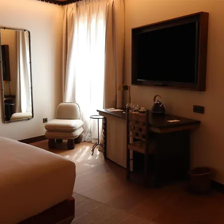 Palacio De Godoy Caceres, Curio Collection By Hilton Hotel 5*