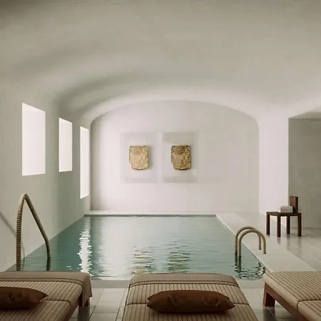 Palacio De Godoy Caceres, Curio Collection By Hilton Caceres