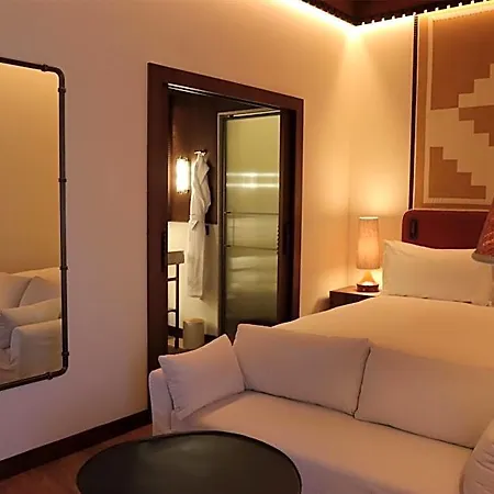 酒店 Palacio De Godoy Caceres, Curio Collection By Hilton Caces