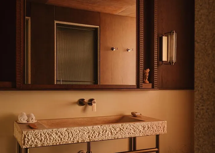 Palacio De Godoy Caceres, Curio Collection By Hilton Hotel 5*