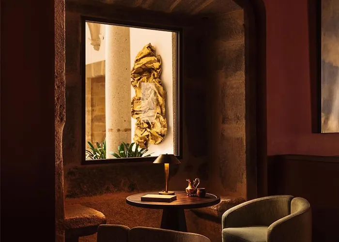 Palacio De Godoy Caceres, Curio Collection By Hilton 5* Caces