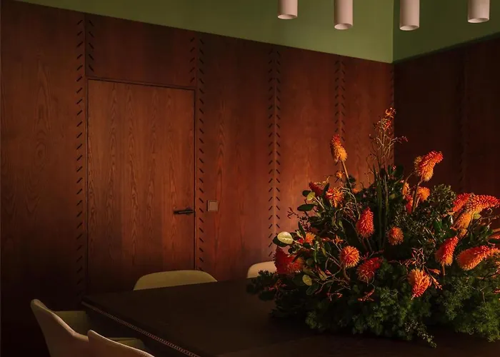 Hotel Palacio De Godoy Caceres, Curio Collection By Hilton