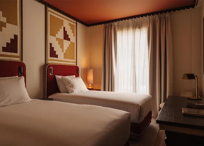 Hotel Palacio De Godoy Caceres, Curio Collection By Hilton 5*