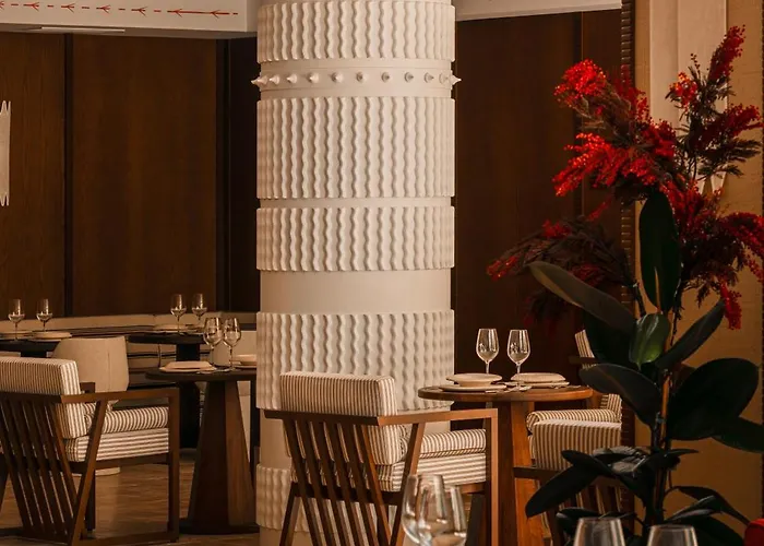 Palacio De Godoy Caceres, Curio Collection By Hilton Hotel 5*