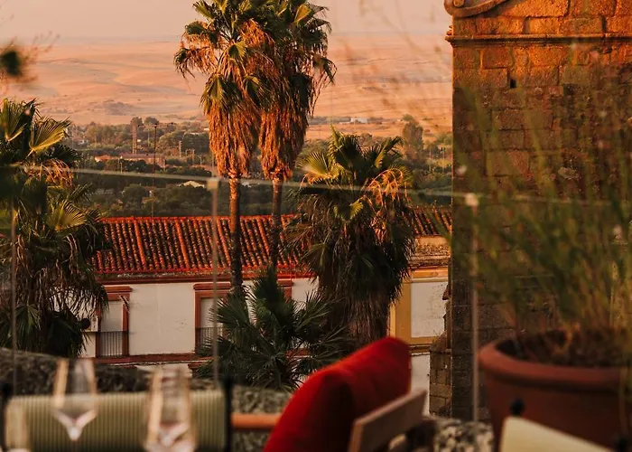 Palacio De Godoy Caceres, Curio Collection By Hilton Hotel Caceres