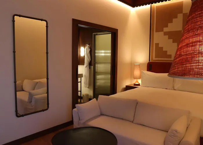 Hotel Palacio De Godoy Caceres, Curio Collection By Hilton 5*