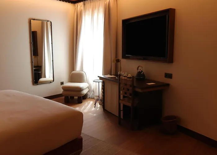 Palacio De Godoy Caceres, Curio Collection By Hilton Hotel 5*