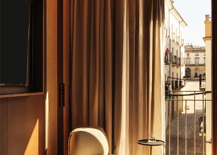 Palacio De Godoy Caceres, Curio Collection By Hilton Szálloda Caces