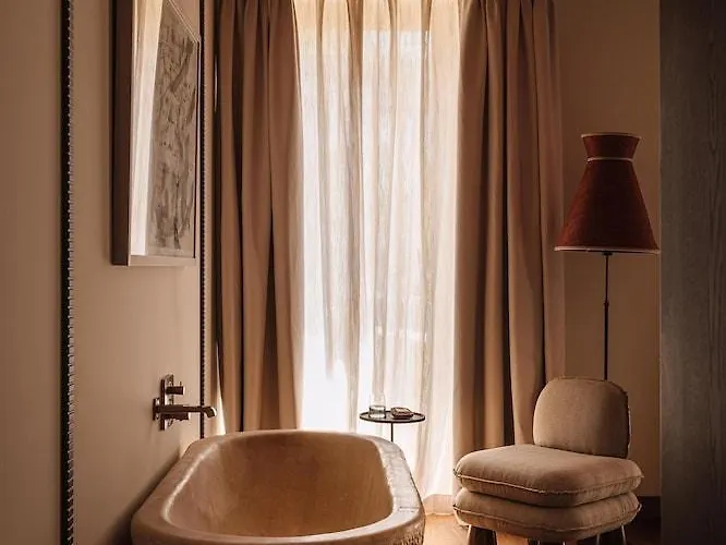 Palacio De Godoy Caceres, Curio Collection By Hilton 5*