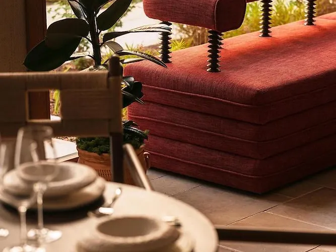 מלון Palacio De Godoy Caceres, Curio Collection By Hilton